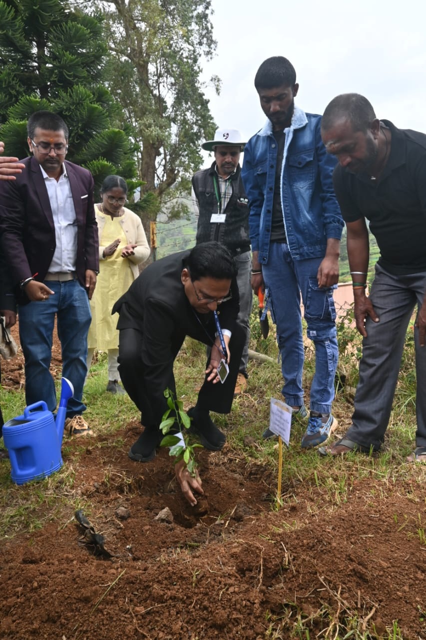 Director ICAR-IARI visits IARI Regional station Wellington, Tamil Nadu
